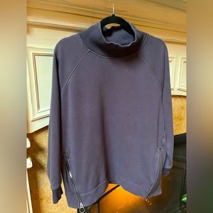 Athleta Kozy Karma sweatshirt size L